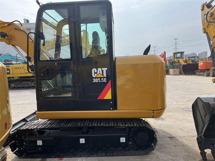 305.5E2 gebruikte Caterpillar graafmachine 5,5 ton mini hydraulisch rupsgraafmachine