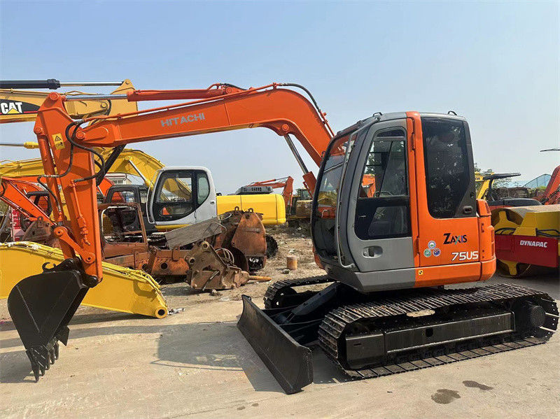 Gebruikte Hitachi ZX75US mini graafmachine Gebruikte 7,5 ton Hitachi ZX75 mini graafmachine graver