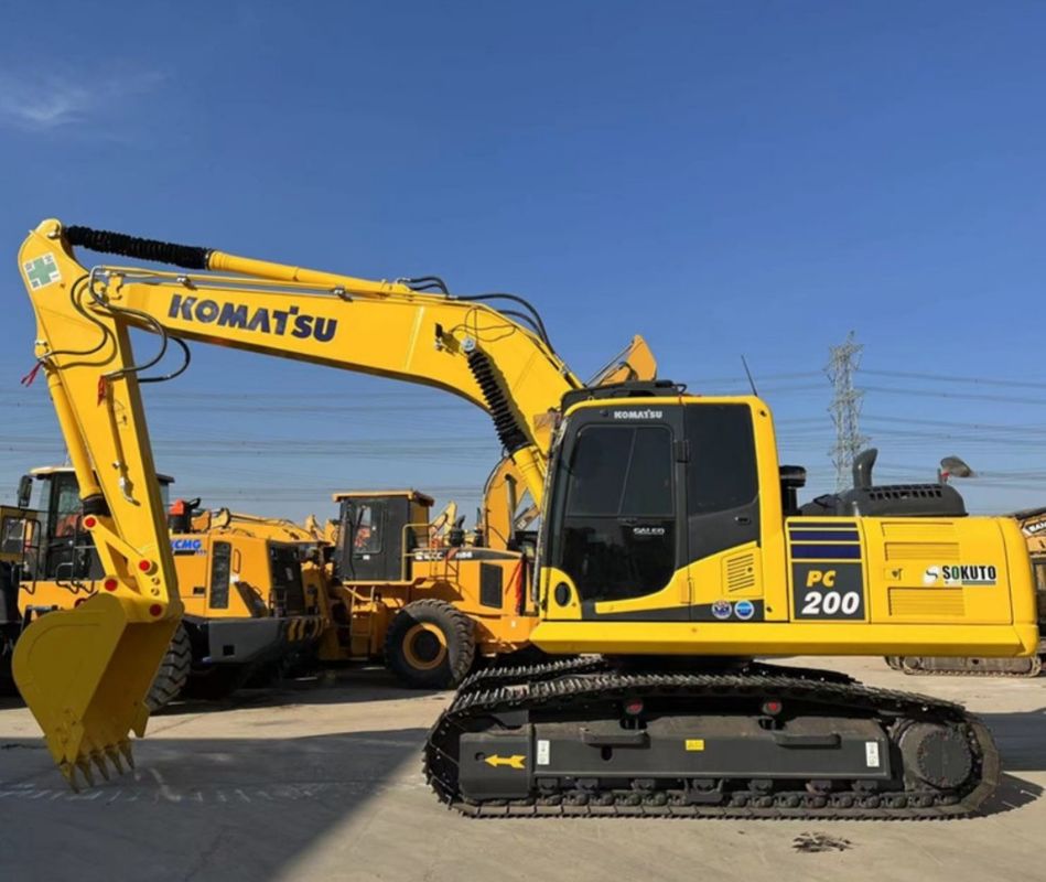 90% Nieuw Gebruikt Crawler Type Komatsu PC200 Japan Vervaardiging Uitstekende prestaties Lichtafgebruikt