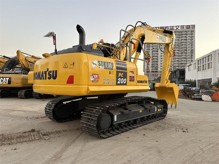 90% Nieuw Gebruikt Crawler Type Komatsu PC200 Japan Vervaardiging Uitstekende prestaties Lichtafgebruikt