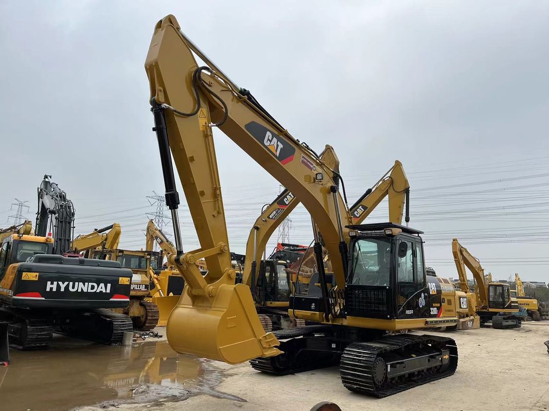 500-2000 uur gebruikt Caterpillar 320D2 graafmachine zonder olielek