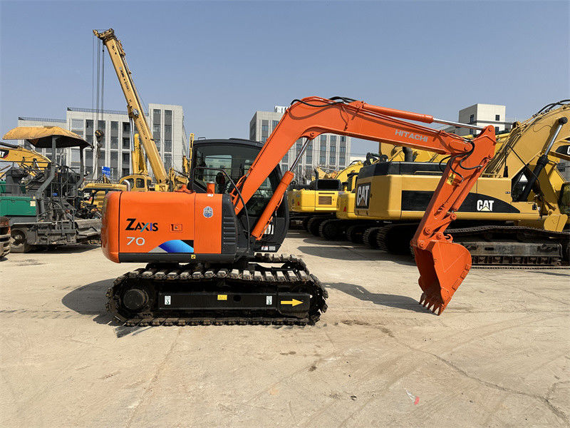 Gebruikte Hitachi ZX70 mini graafmachine met rubberen spoor 7 ton mijnen graafmachine