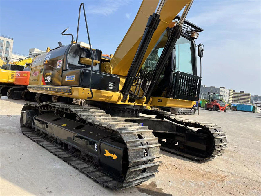 CAT 325DL Hydraulische graafmachine Japan gemaakt met C7 motor 1,4m3 emmercapaciteit.