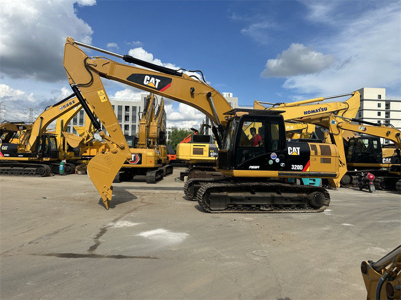 Gebruikte kattengraver Cat 320D Gebruikte kattengravers met een emmercapaciteit van 1 m3
