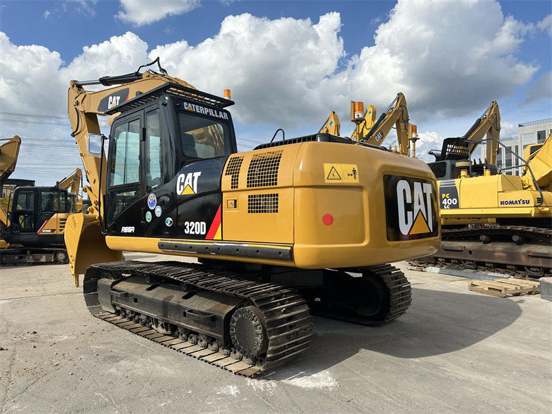 Gebruikte kattengraver Cat 320D Gebruikte kattengravers met een emmercapaciteit van 1 m3