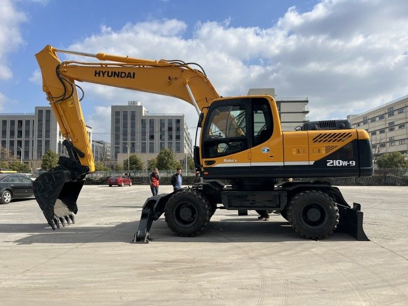 Gebruikte hyundai 210w-9 wielen graafmachine 21 ton middelgrote gebruikte graafmachines