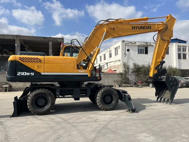 Gebruikte hyundai 210w-9 wielen graafmachine 21 ton middelgrote gebruikte graafmachines