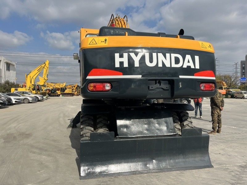 Gebruikte hyundai 210w-9 wielen graafmachine 21 ton middelgrote gebruikte graafmachines
