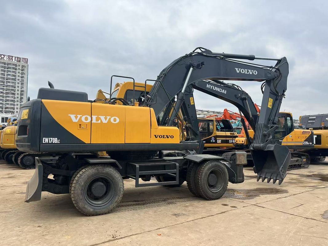 Hoogwaardige gebruikte Volvo EW170 wiellafgruifmachine 17 tonnage Volvo wiellafgruifmachine