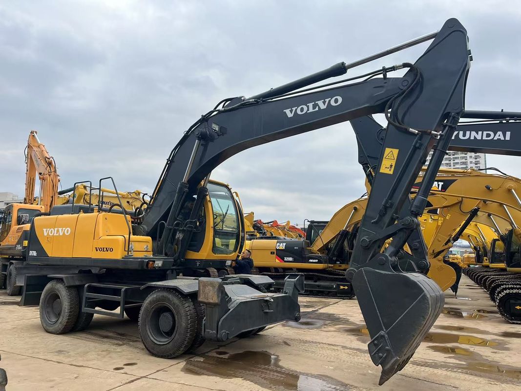Hoogwaardige gebruikte Volvo EW170 wiellafgruifmachine 17 tonnage Volvo wiellafgruifmachine
