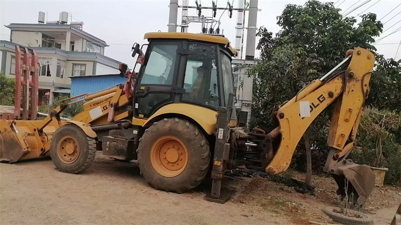 Oorsprong Gebruikte SDLG B877 Backhoe Loader met gespleten emmer Tweedehands SDLG Wheel Backhoe Loader