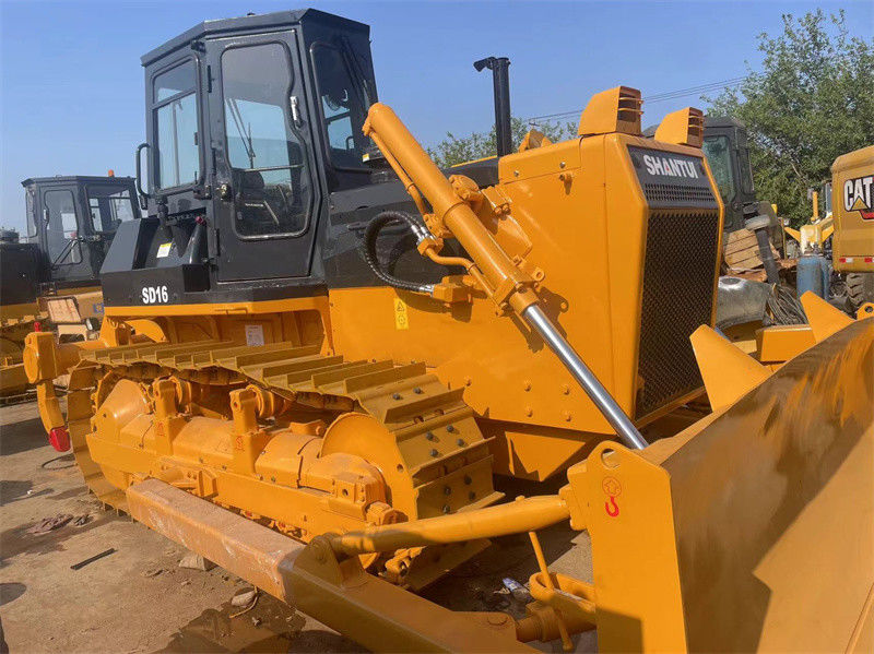 China Gebruikte SHANTUI SD16 Bulldozer Tweedehands Dozer Tractor Klaar om Te Werken