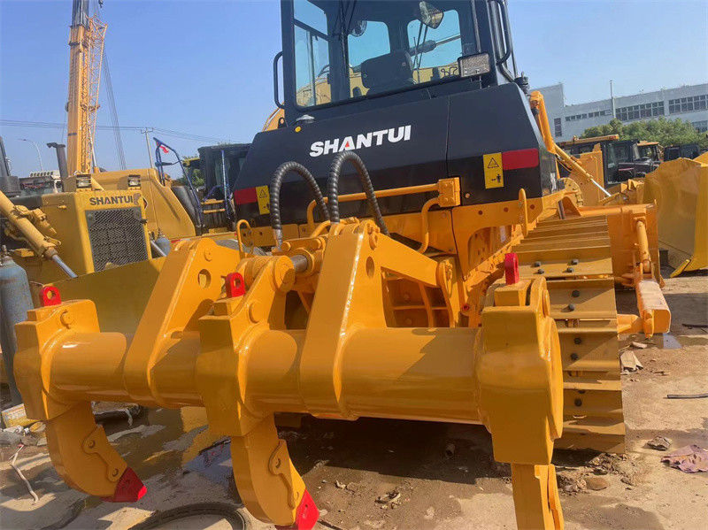 China Gebruikte SHANTUI SD16 Bulldozer Tweedehands Dozer Tractor Klaar om Te Werken