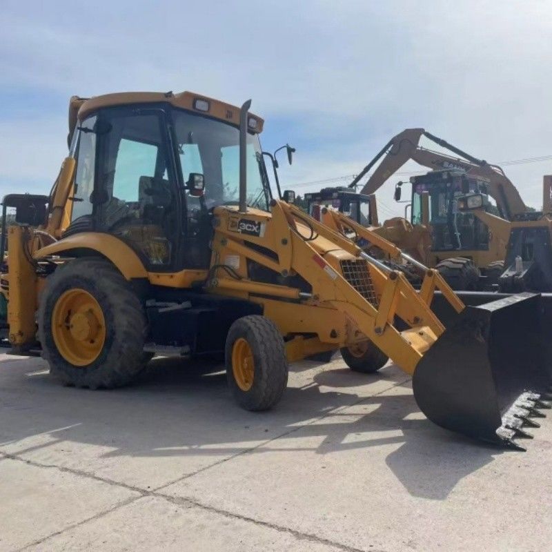 Oorspronkelijke verf JCB 3CX Backhoe Loader 4 wielen aandrijving voor het graven en laden